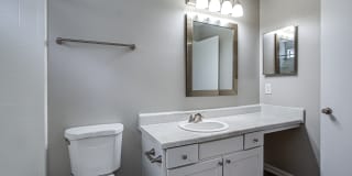 50 Stoneview Gallery 21
