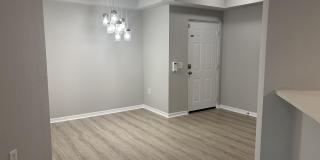 350 CRESTWOOD Circle Gallery 1
