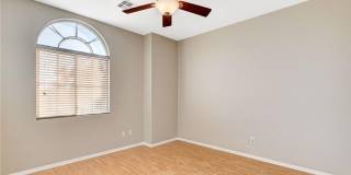 Large 5 Bed Summerlin Home Gallery 19