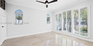 827 SE 2nd Ct Gallery 16