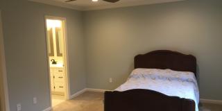 Gorgeous Updated 2BR 3BA Town house Gallery 18