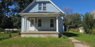 ** Move in Special ** Freshly Updated 2-Bedroom, 1-Bathroom Home – $1050/Month | 1,240 Sq. Ft. Gallery 1