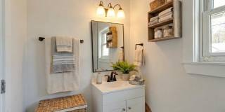 FULLY RENOVATED duplex in East Ridge! Gallery 10