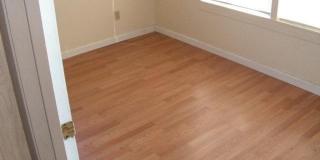 NEW ON MARKET (4 ACRE HOA GUADALUPE RIVER PARK COUPLE BLOCKS AWAY) Gallery 12