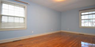 482 Snow Hill Street Gallery 9