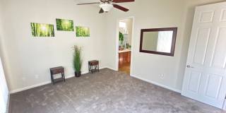 Del Web Rental 2 Bedroom Gallery 3