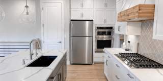 Modern 4BD/3BA Dream Home! Gallery 1