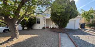 Stunning Nob Hill Bungalow! Gallery 3