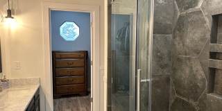 Spacious 2 Bed 2.5 Bath in the heart of Indian Creek Gallery 15
