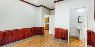 551 Westport Road Gallery 11