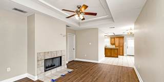 3 Bedroom House Available NOW Gallery 5