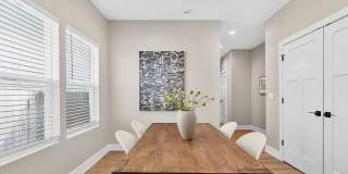 Charming 2BR Townhome in Indianapolis Gallery 10
