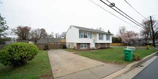 11209 CAROLINE Avenue Gallery 2