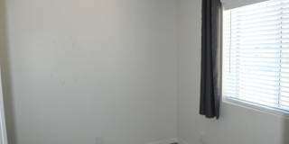 Updated 5 Br 2 Ba Home Near the 51 and Indian School in Central Phoenix Gallery 14