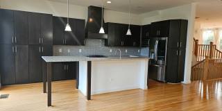 23380 EVENING PRIMROSE Square Gallery 1
