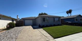 Welcome to this stunning 3 bedroom 1 bathroom home located in Fremont Gallery 15