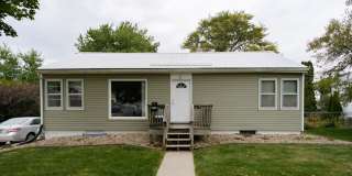 1915 Olive St - Cedar Falls Gallery 1