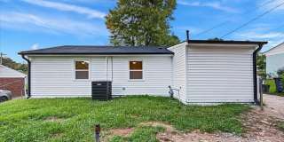 Room in 3 Bedroom Home at Braden Dr Gallery 13