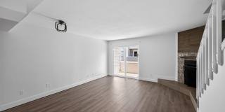 Charming 2BR Townhome in Aurora Gallery 3