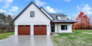 2110 S Smith Road Gallery 1