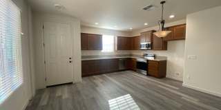 Gorgous 3 Bedroom 2.5 Bath Home in Gated Winding Meadow Village Gallery 6