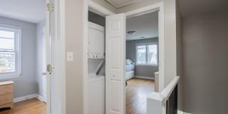 32 Howland Avenue Gallery 9