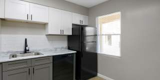 The Riverside Apartment Homes Gallery 2