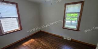 Spacious 2 bedroom 1 bathroom house Gallery 9