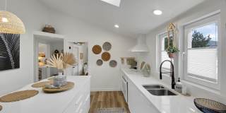 110 Curtis Place Gallery 18