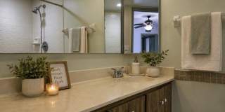 Nice 2 bedroom 2.5 bath 2 story townhouse at Middlebrook Pines in Orlando Gallery 16