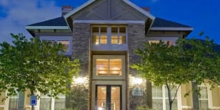 Vantage on Yale Vantage on Yale Gallery 1