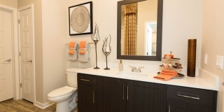 The Thomas at Midtown Gallery 13