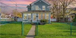 40 Amity Street Gallery 1