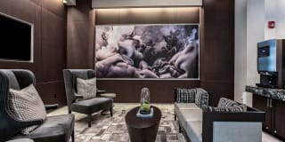 Windsor Turtle Creek Gallery 23