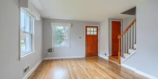 7114 GREENWOOD Avenue Gallery 5