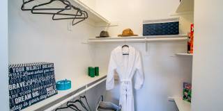 Vintage at The Lakes Apartment Homes Gallery 14