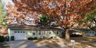 3 Bedroom 2 Bathroom Iowa City Home! Gallery 1