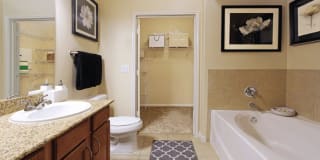 The Voss Apartments Gallery 6