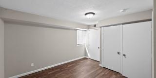 Charming NEWLY REMODELED 4BR Duplex in Aurora Gallery 16
