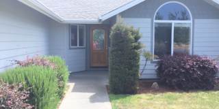 Nice home in newer neighborhood Gallery 1
