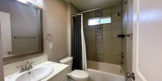 Beautiful 2-Bedroom Home with Large Backyard Beautiful 2-Bedroom Home with Large Backyard Gallery 13