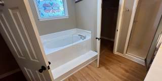 1095 Carriage Drive South Gallery 10
