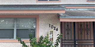 1024 W 79th St Gallery 1