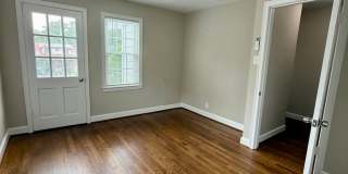 Beautifully Renovated 2 Bedroom, 1 Bath Duplex in Southwest Roanoke City Beautifully Renovated 2 Bedroom, 1 Bath Duplex in Southwest Roanoke City Gallery 11
