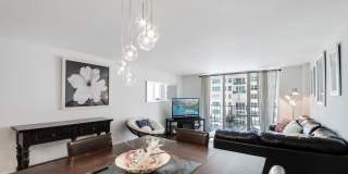 1147 Hillsboro Mile Gallery 6