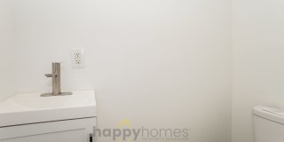 The Urban Retreat: Modern 3/1.5 Near Everything You Love Gallery 6