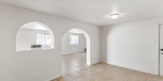 7422 W Turney Avenue Gallery 9