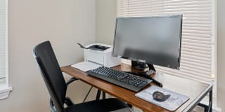 Runaway Bay Apartments Gallery 23