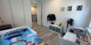 Beautiful 3 Bedroom, 2.5 Bath Mountain House Home. Gallery 21