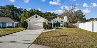 Great Location Near St. Johns Town Center! Gallery 1